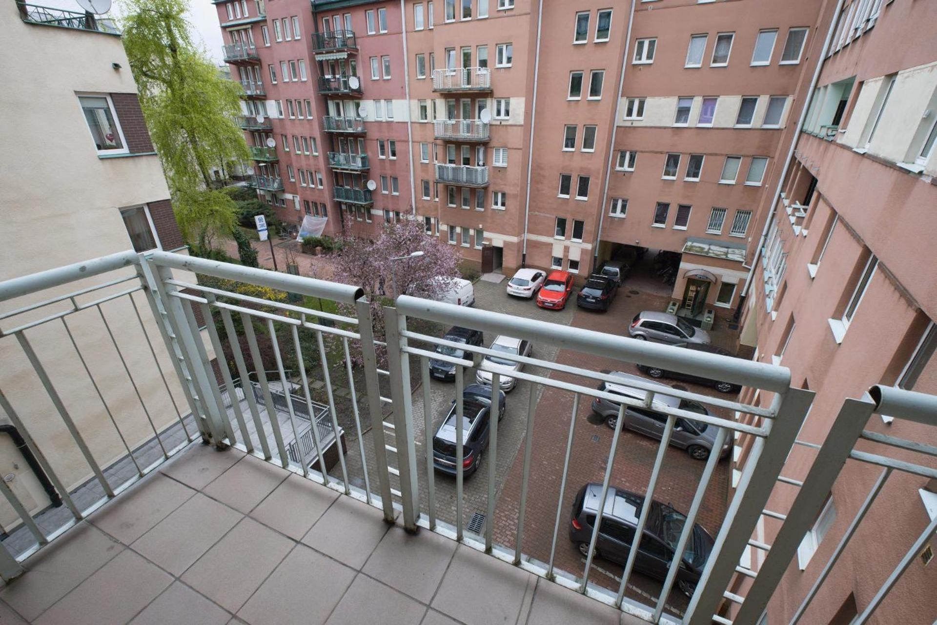 Spacious Apartment In Green Location Varšava Exteriér fotografie